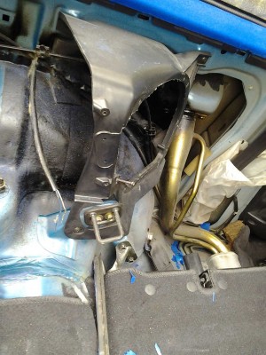 urvaná kabeláž.jpg