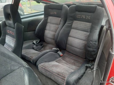 CRX-4 sedačky.jpg