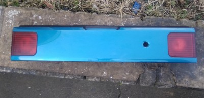 střed crx modrý 1.jpg