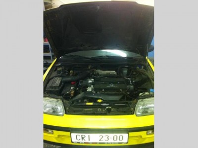 24-honda-crx-16i-vt.jpg