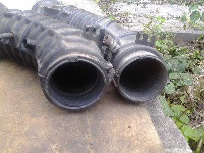 porovnání chobotů EE8 a ED9 - 003.jpg