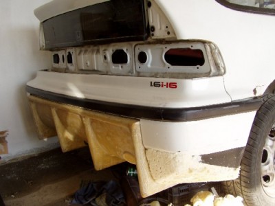 10, na aute dorábanie nárazníka.JPG